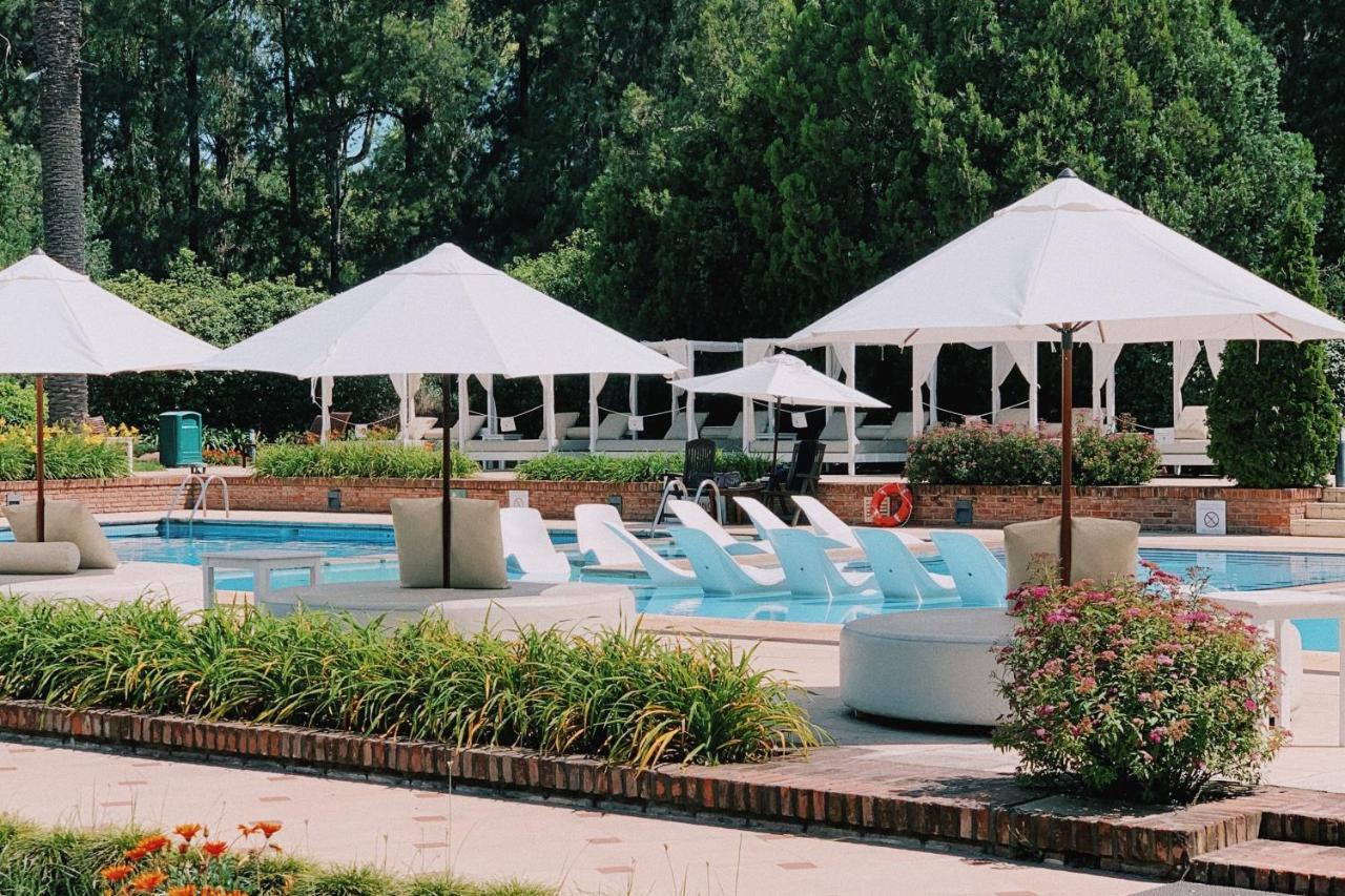 Sheraton Pilar & Convention Center