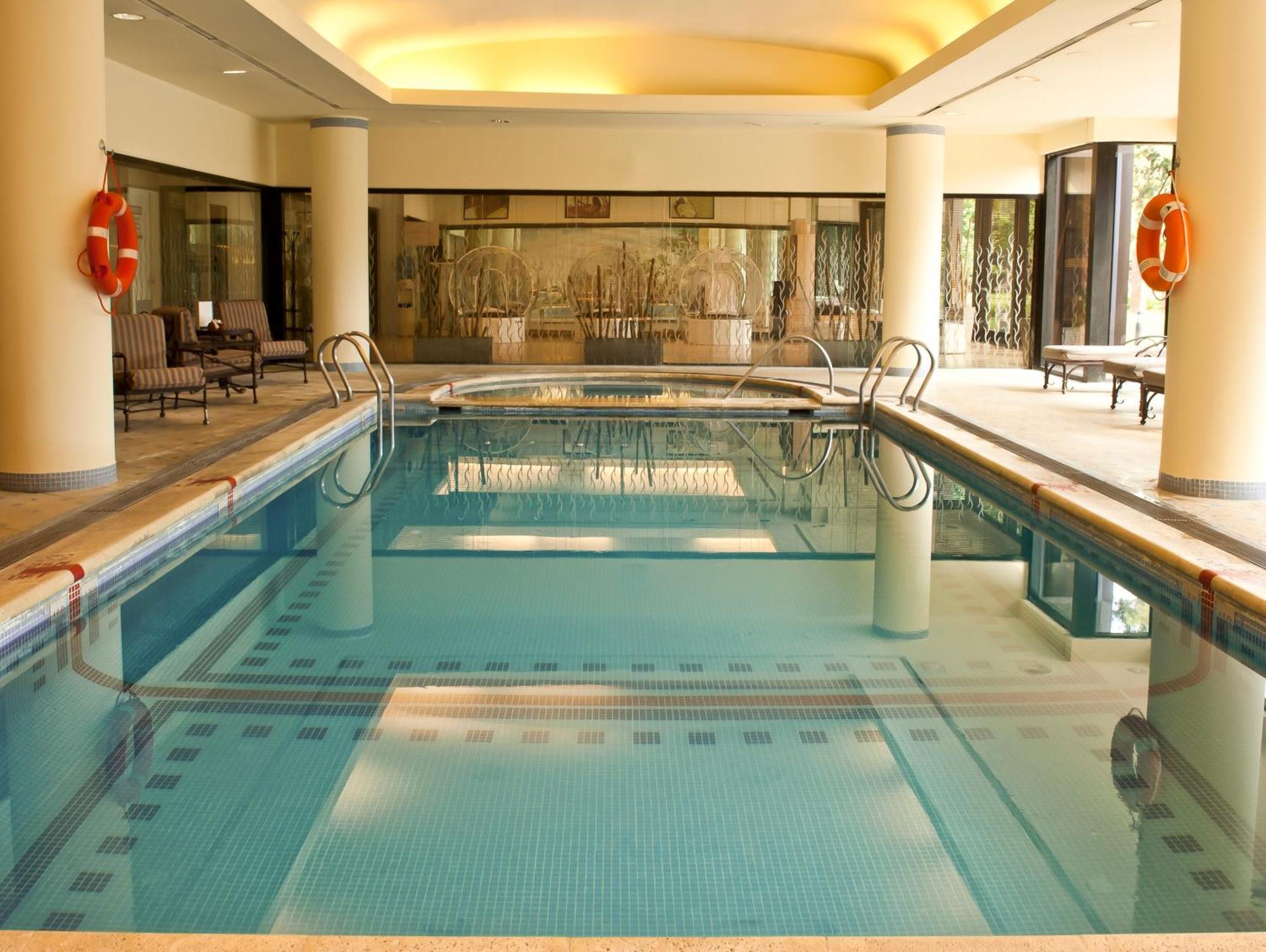 Hotel Sheraton Pilar & Convention Center