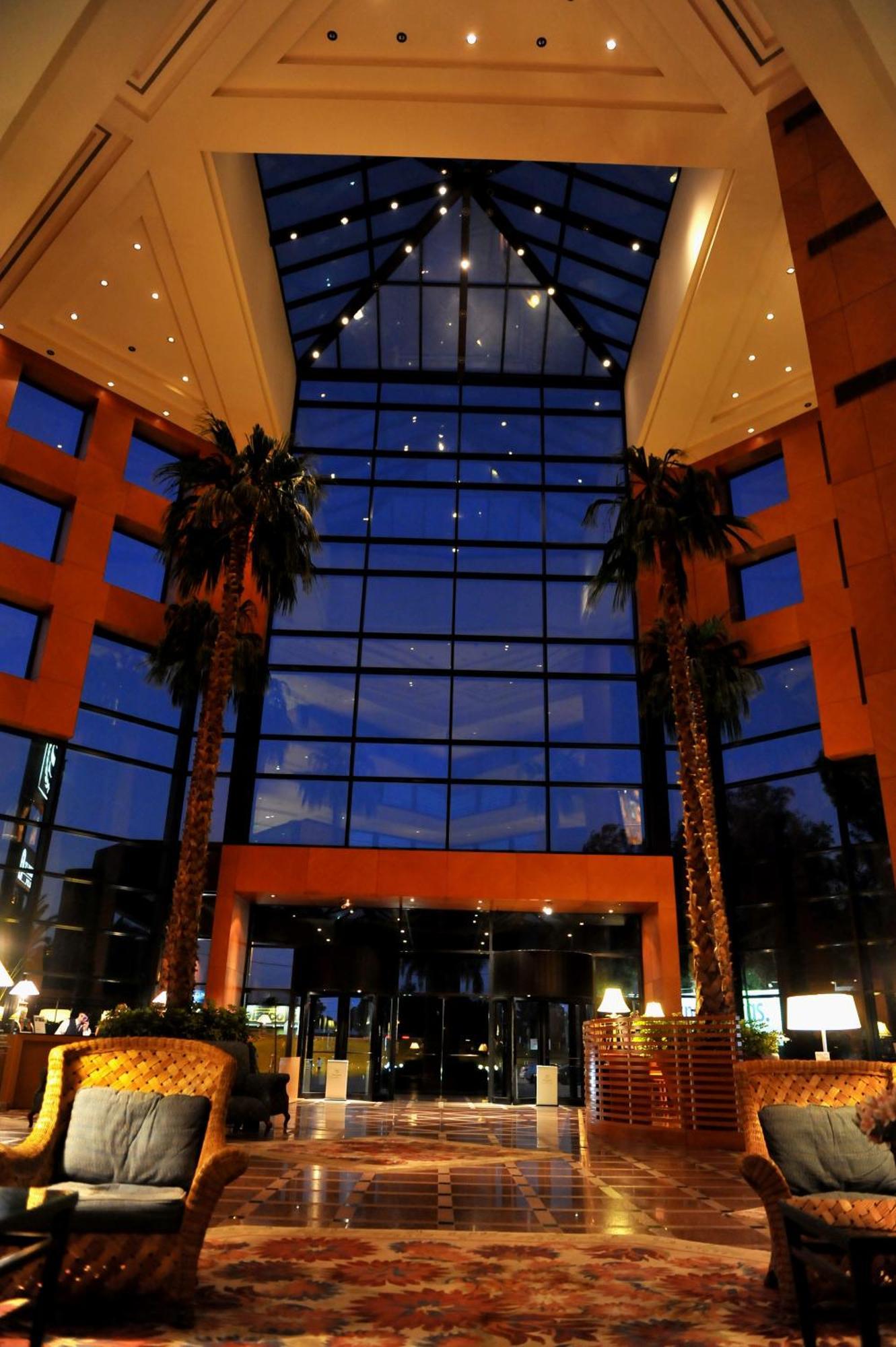 Sheraton Pilar & Convention Center Hotel 5*