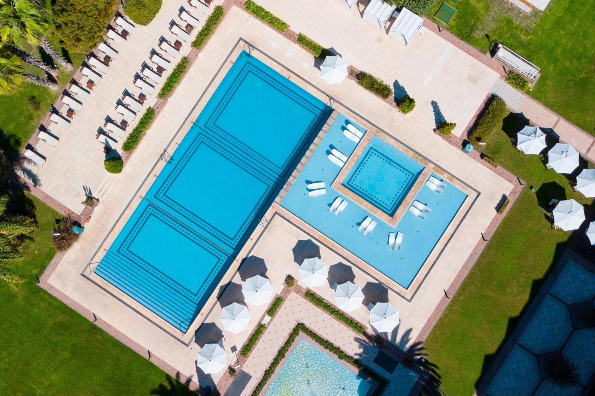 Hotel Sheraton Pilar & Convention Center 5*