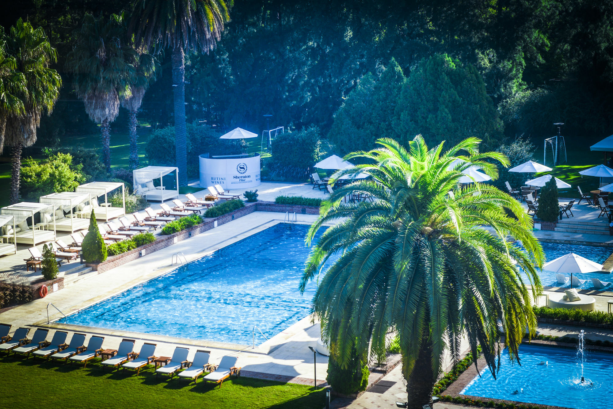 Sheraton Pilar & Convention Center
